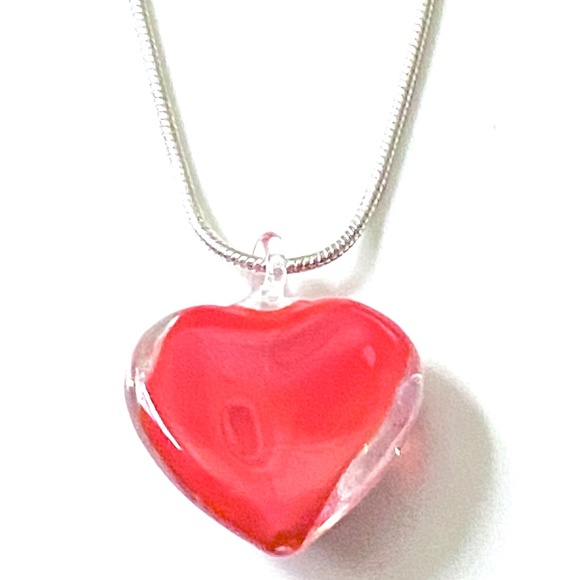 Unique Heart Shaped Glass Necklace - Picture 4 of 6